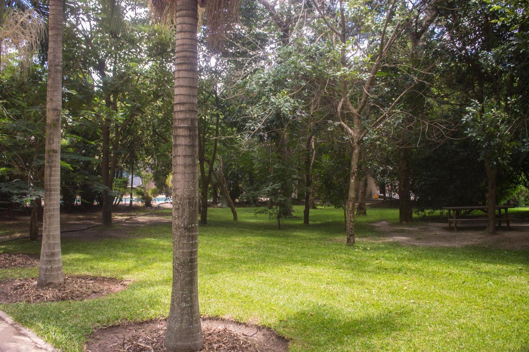 Waterfalls Hotel Lusaka Exterior foto