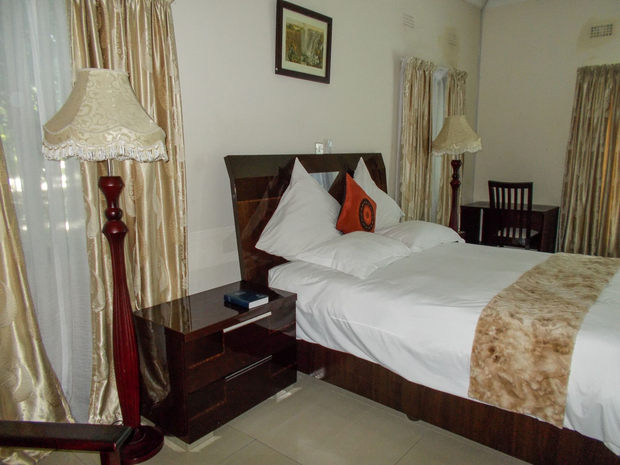 Waterfalls Hotel Lusaka Exterior foto