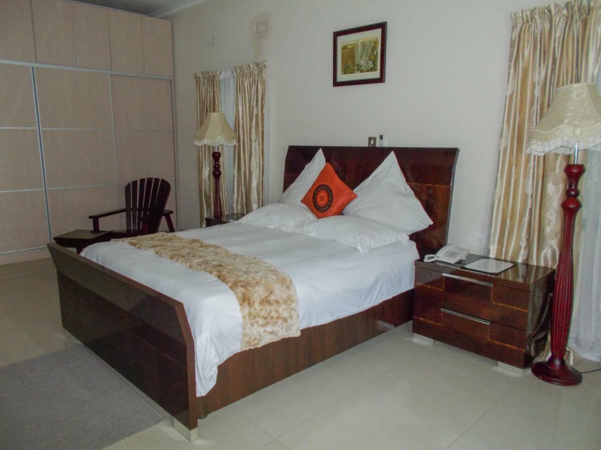 Waterfalls Hotel Lusaka Exterior foto